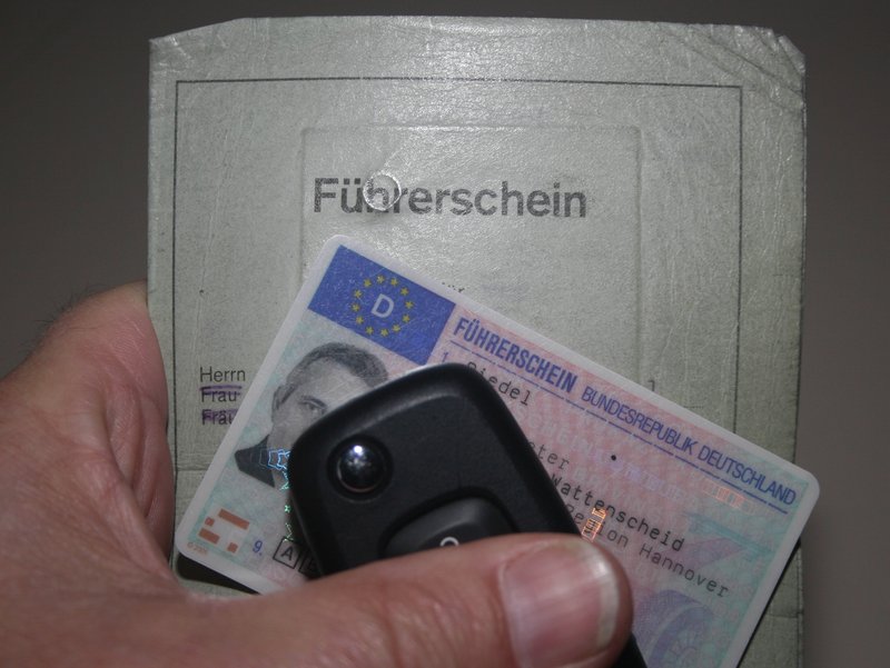 autofahren-ausland.jpg Bild autofahren-ausland.jpg